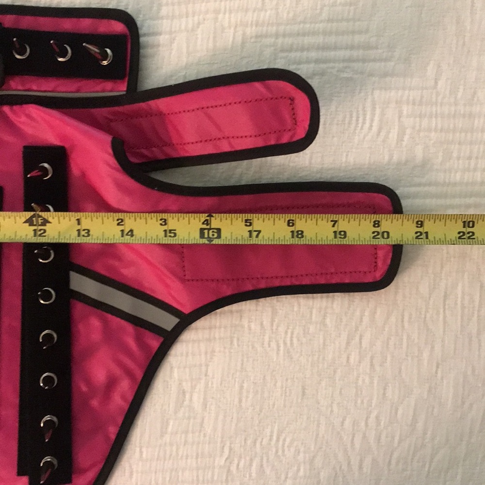Coyote Vest Pet Body Armor for Dog or Cat Pink with Silver Spikes XS - Picture 12 of 15